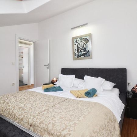 Kseni Accommodation Rovinj Extérieur photo