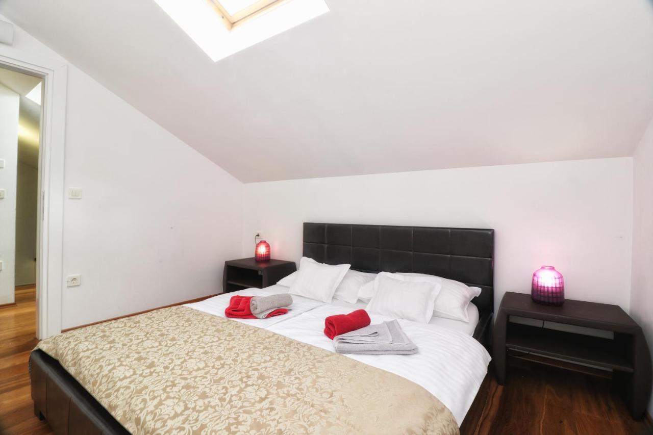 Kseni Accommodation Rovinj Extérieur photo