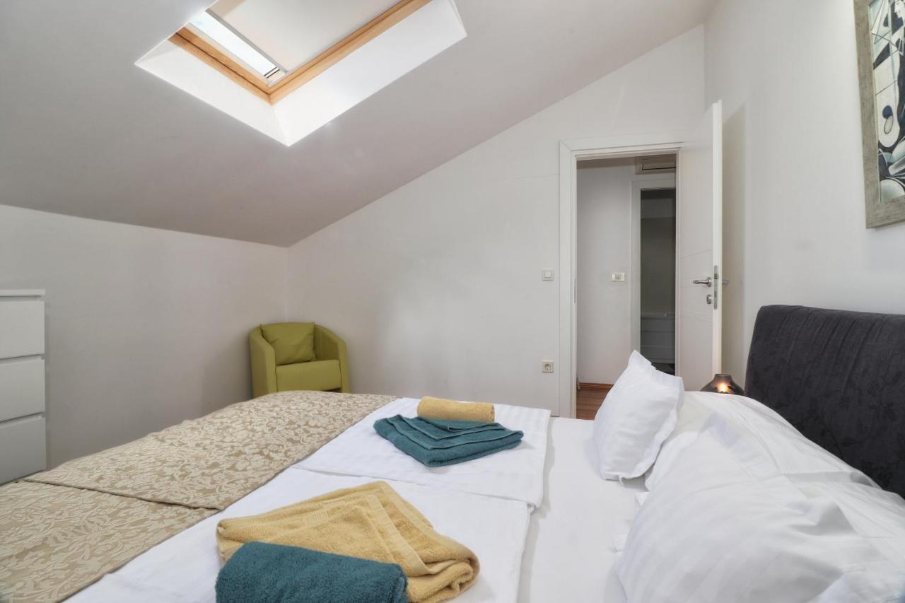 Kseni Accommodation Rovinj Extérieur photo
